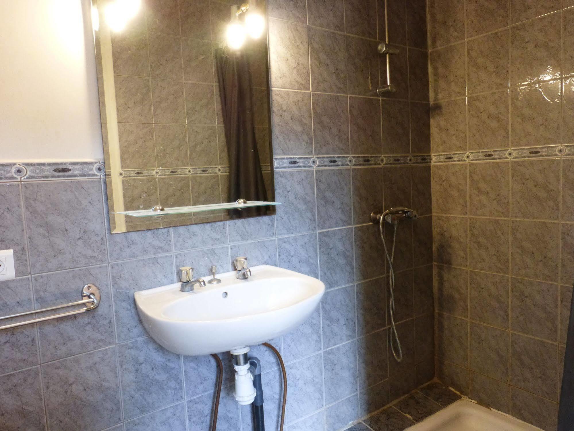 Le Refuge Du Cele Hotel Cabrerets Ngoại thất bức ảnh